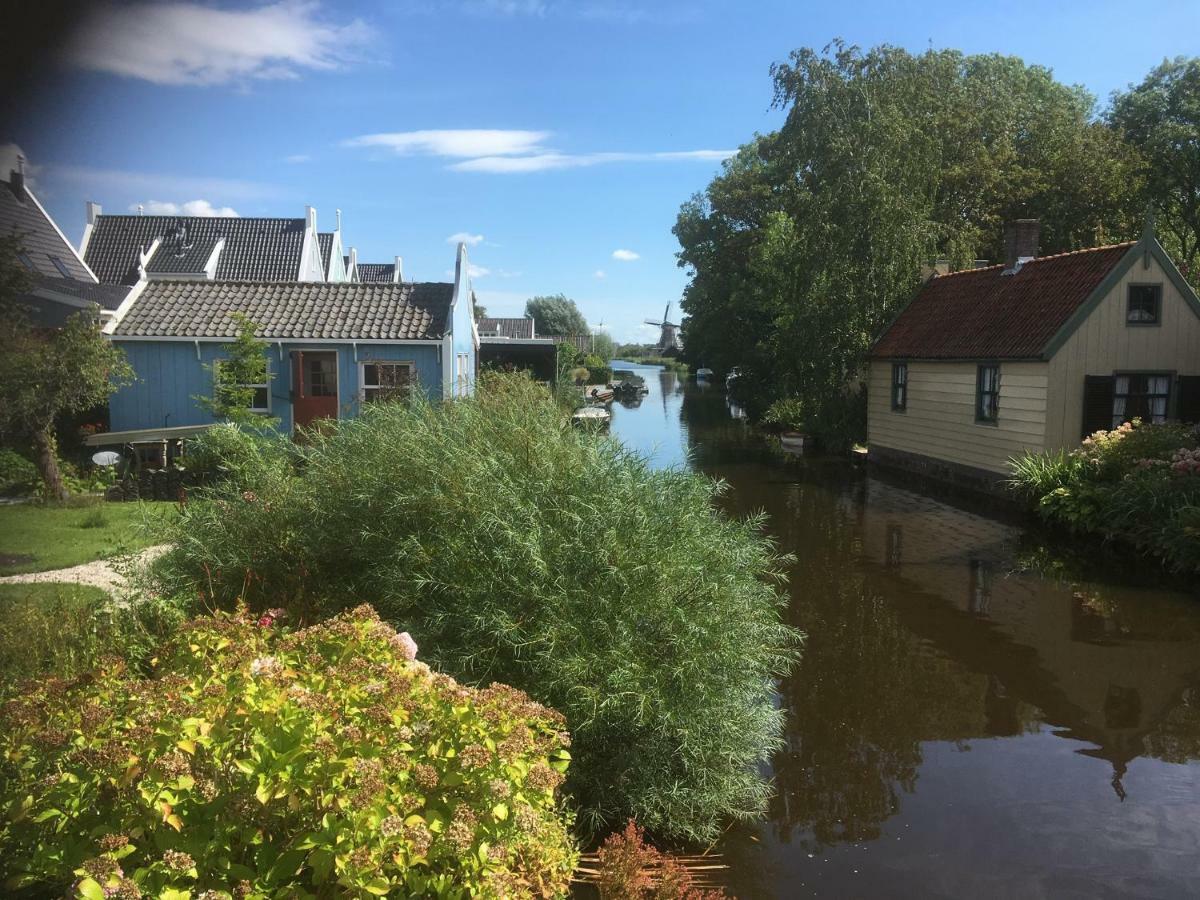 Отель Het Pulletje Westzaan Экстерьер фото